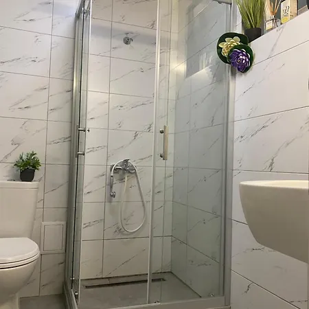 Apartment Lotus 28 *